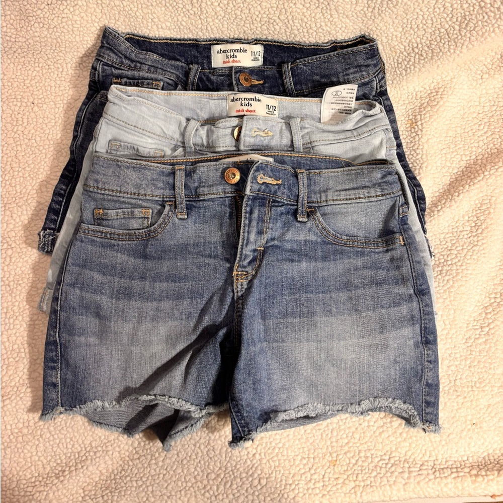 Abercrombie Kids Blue Jean Bundle Shorts with Frayed Hem - Picture 2 of 16